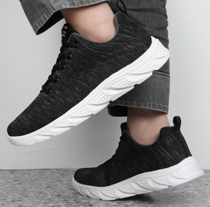 Leichte Herren-Turnschuhe