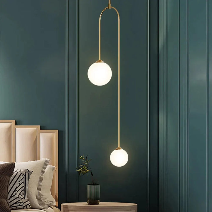 Moderne LED-Pendelleuchte mit kugelförmigen Schirmen – Minimalistisches Design