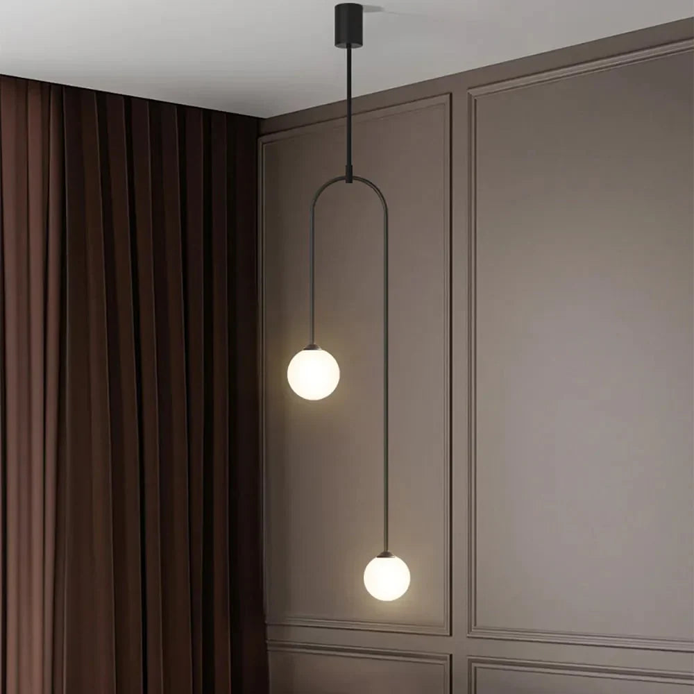 Moderne LED-Pendelleuchte mit kugelförmigen Schirmen – Minimalistisches Design