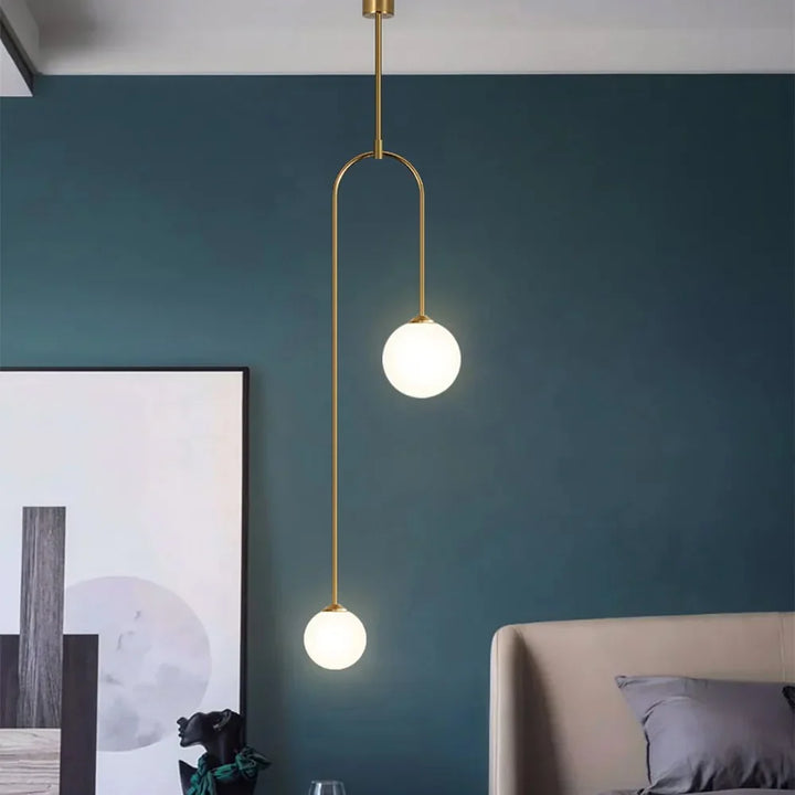 Moderne LED-Pendelleuchte mit kugelförmigen Schirmen – Minimalistisches Design