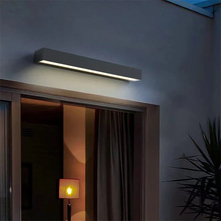 Moderne LED-Wandleuchte für den Aussenbereich – minimalistisches Design