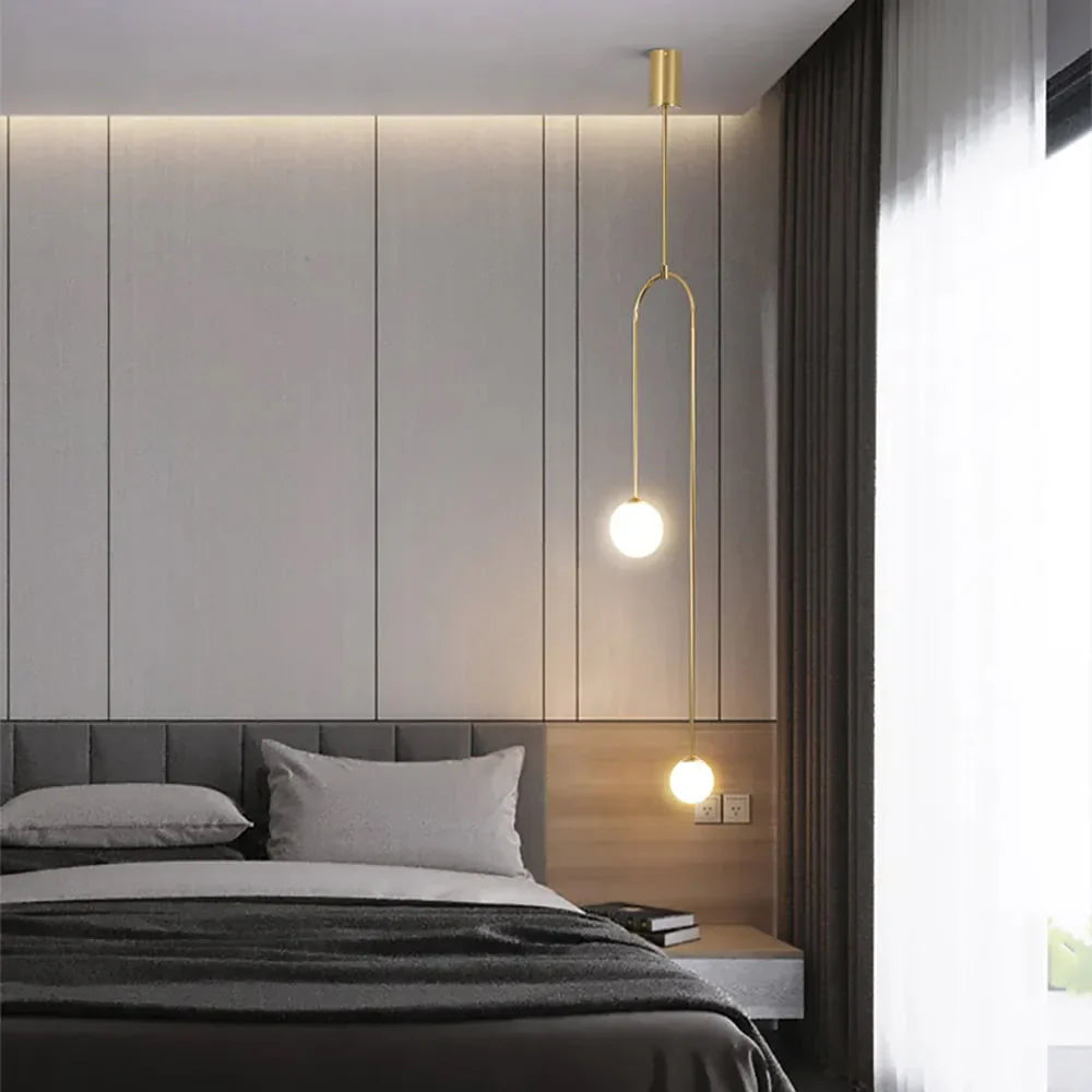 Moderne LED-Pendelleuchte mit kugelförmigen Schirmen – Minimalistisches Design