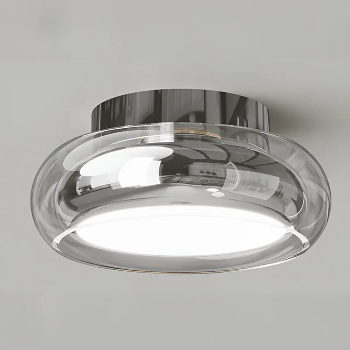 Moderne Deckenleuchte mit Glasschirm