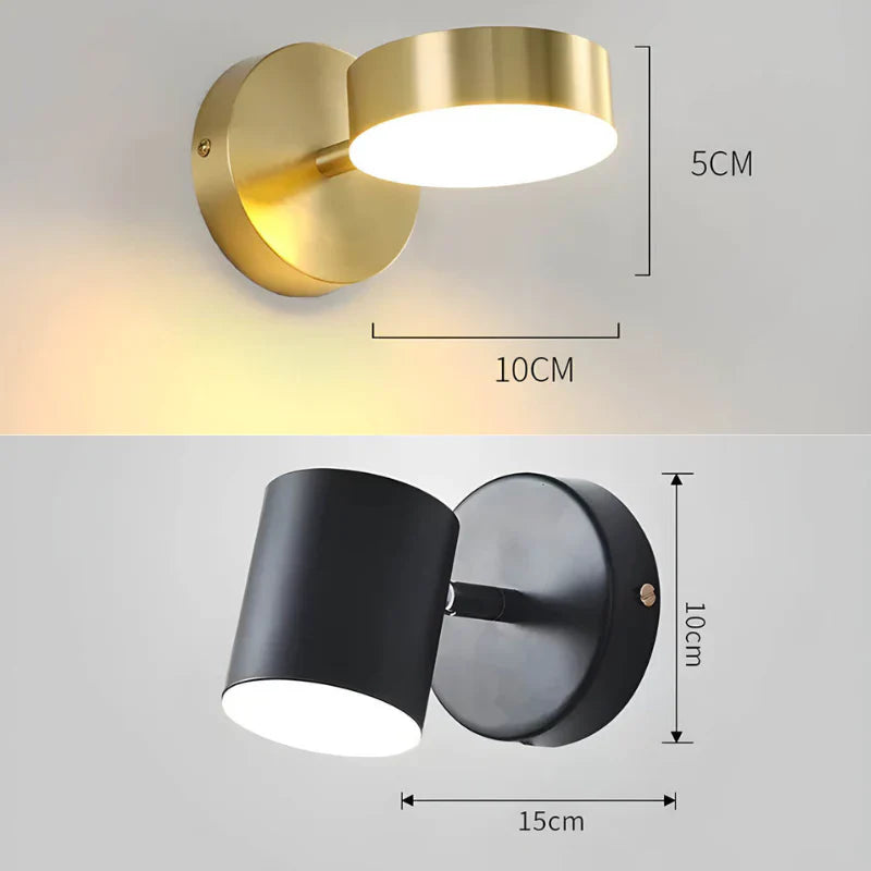 Moderne LED-Wandleuchte mit goldfarbenem Finish