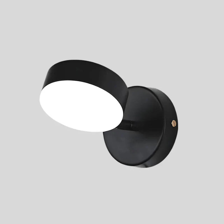 Moderne LED-Wandleuchte mit goldfarbenem Finish