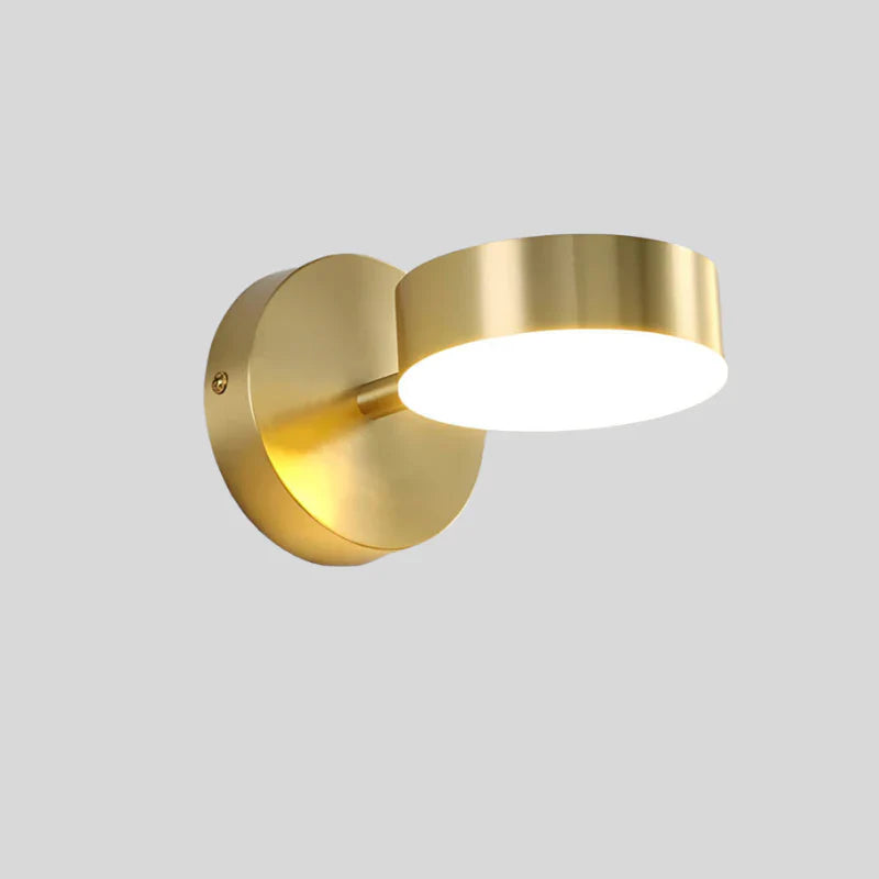 Moderne LED-Wandleuchte mit goldfarbenem Finish