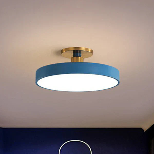 Runde LED-Deckenleuchte im skandinavischen Stil