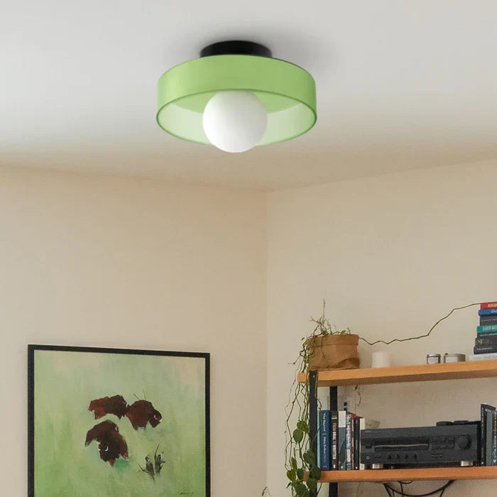 Moderne Deckenleuchte mit Glasschirm – minimalistisches Design