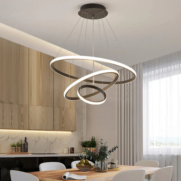 Moderne LED-Pendelleuchte mit 3D-Ringkomposition