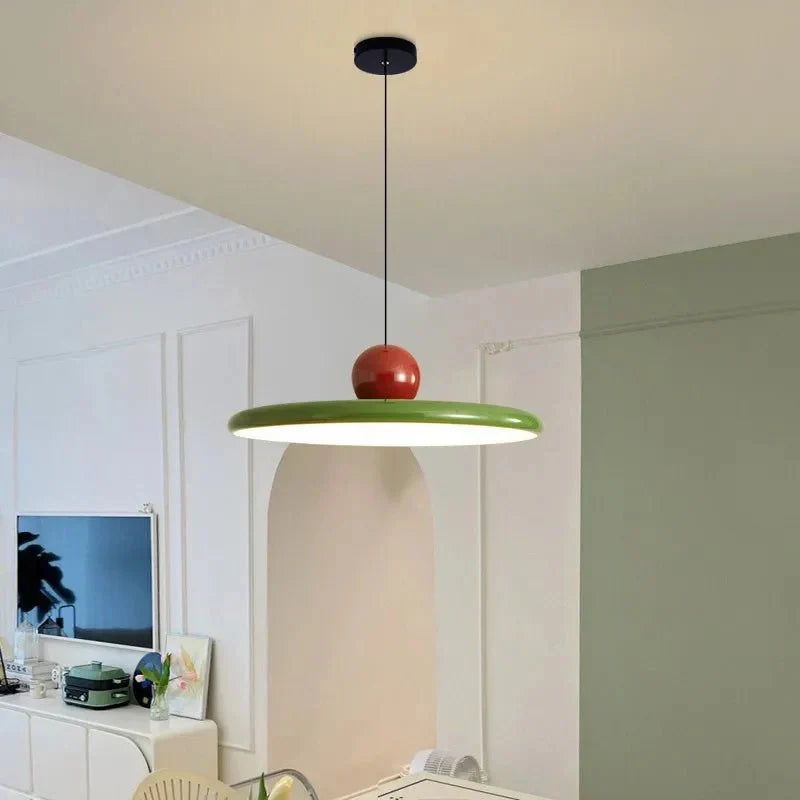 Designer LED-Pendelleuchte im Bauhaus-Stil
