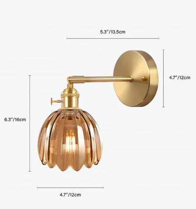 Retro-Wandleuchte mit Tulpenförmigem Glasschirm und Goldenem Finish