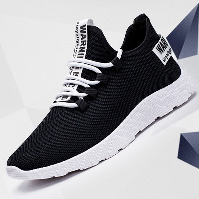 Leichte Sportschuhe für Männer aus atmungsaktivem Mesh