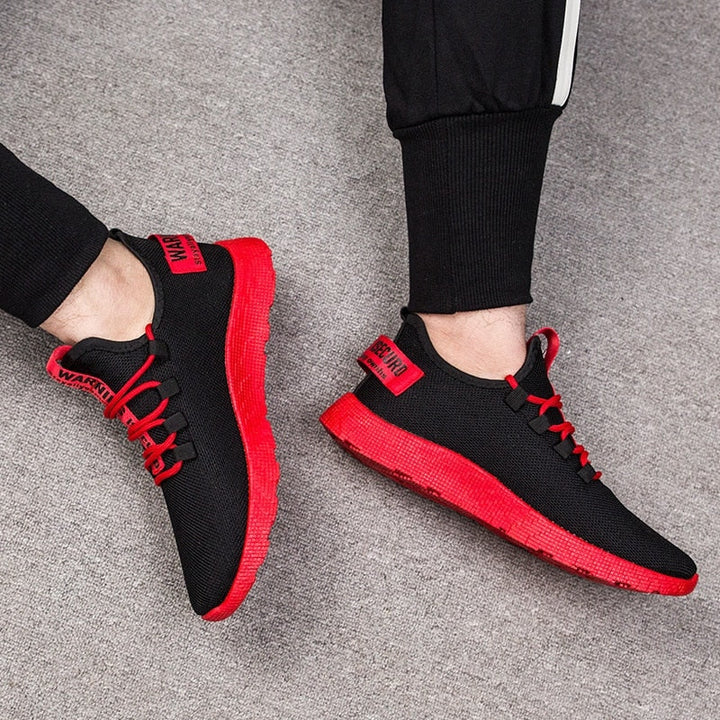 Leichte Sportschuhe für Männer aus atmungsaktivem Mesh