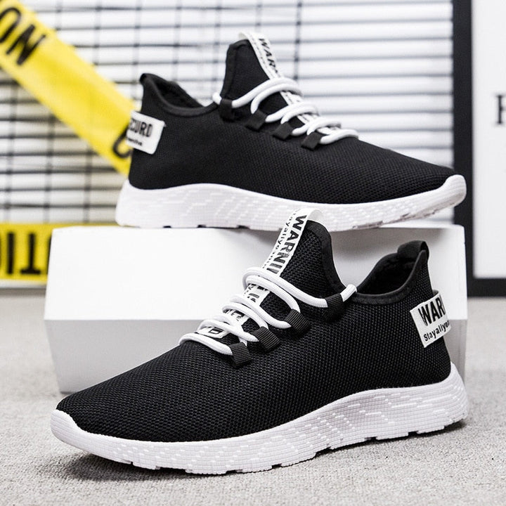 Leichte Sportschuhe für Männer aus atmungsaktivem Mesh