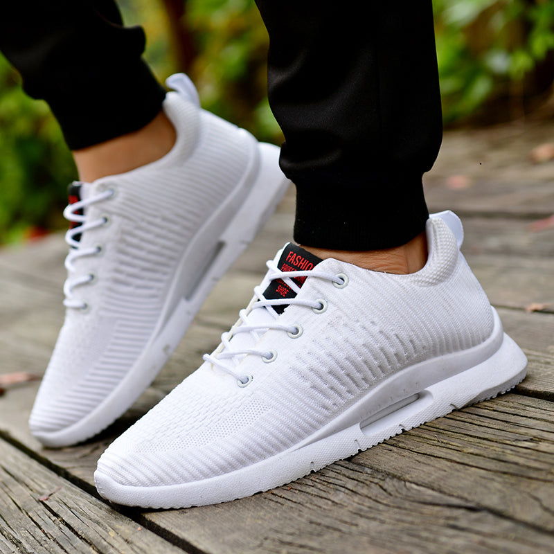 Sportschuhe für Männer mit atmungsaktivem Mesh und leichter Sohle