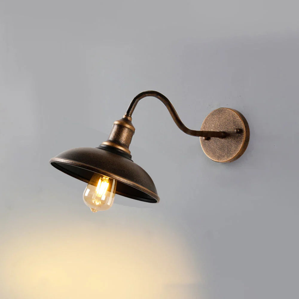 Industrielle Retro-Wandleuchte im Vintage-Stil