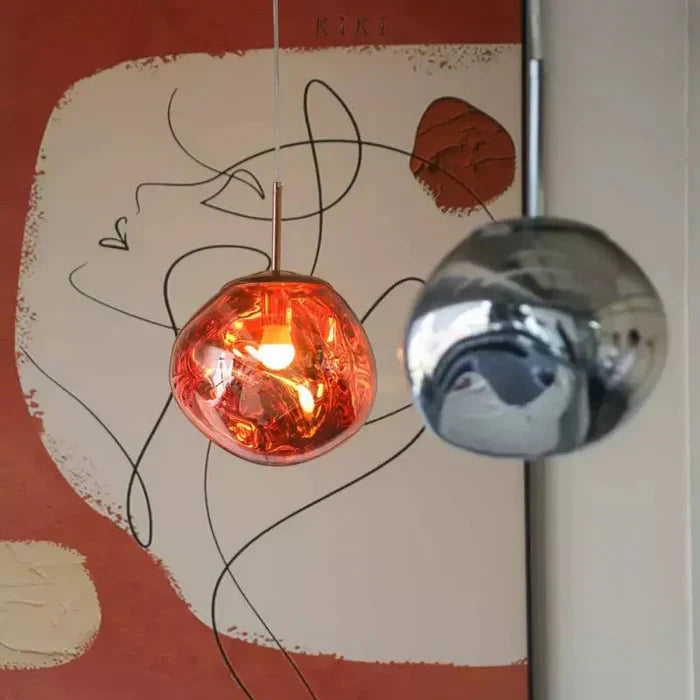 Designer-Pendelleuchte mit geschmolzener Kugelform
