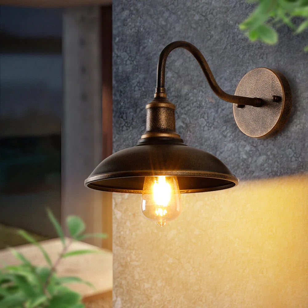 Industrielle Retro-Wandleuchte im Vintage-Stil