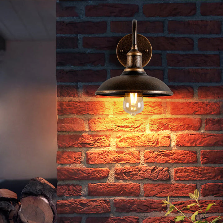 Industrielle Retro-Wandleuchte im Vintage-Stil