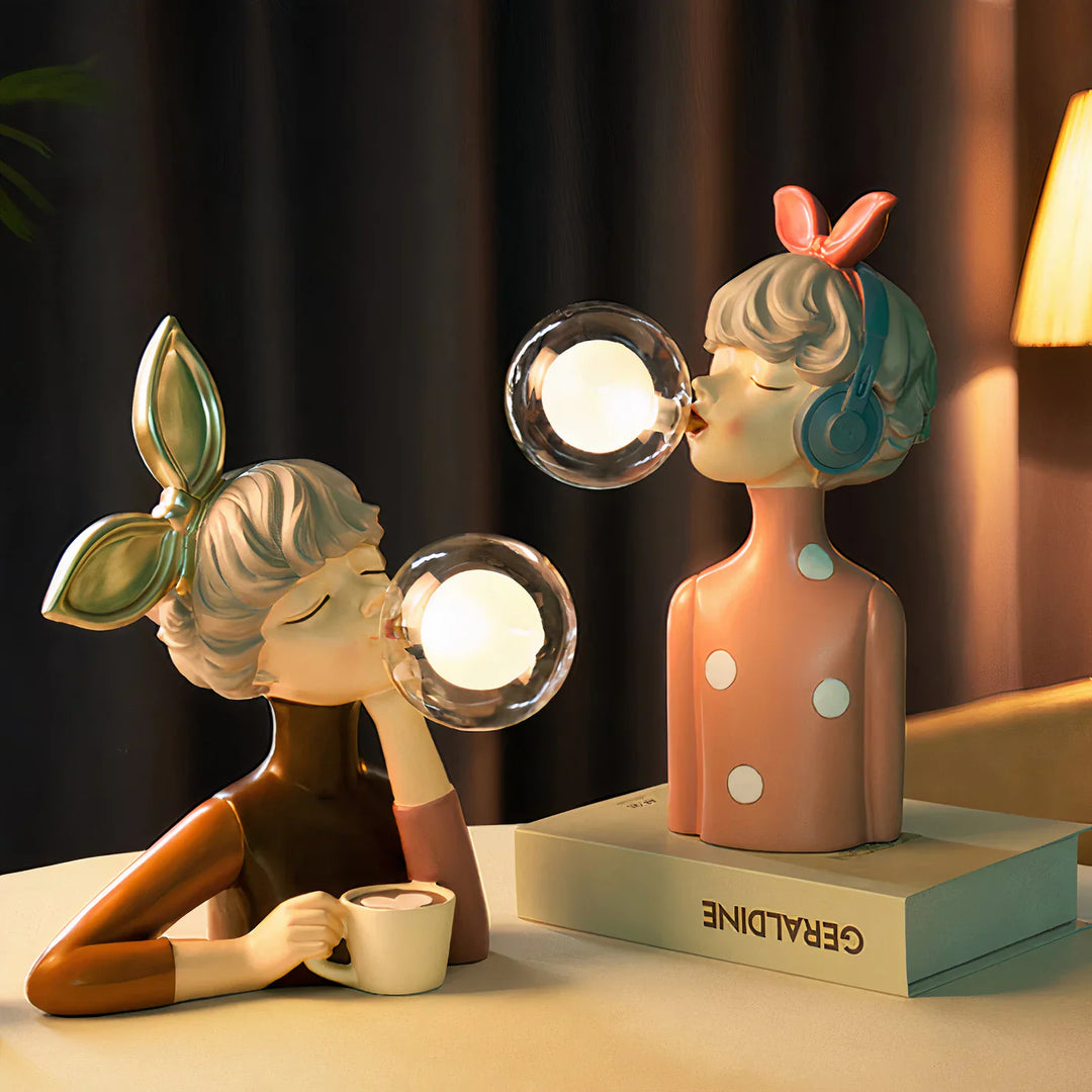 Dekorative LED-Tischlampe «Mädchen mit Ballon» – Designerfigur für Wohnzimmer und Büro