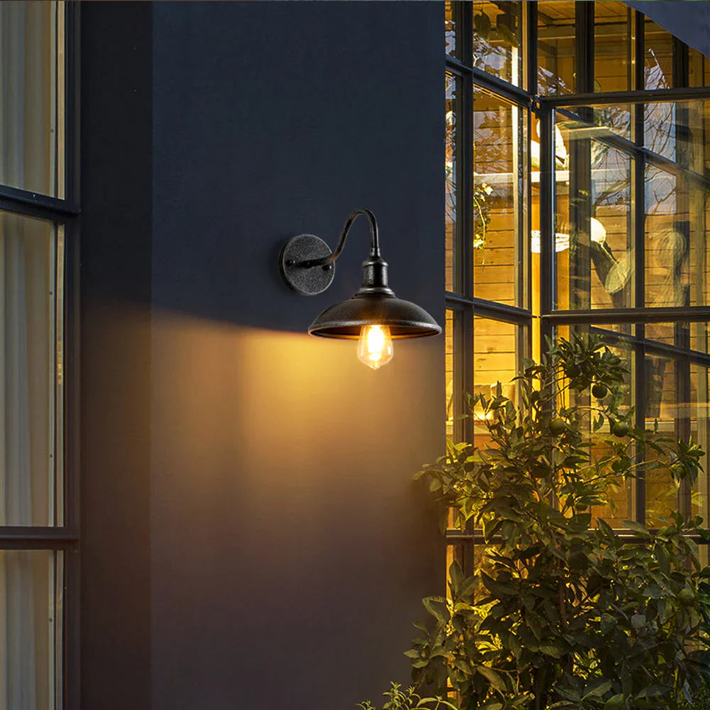 Industrielle Retro-Wandleuchte im Vintage-Stil