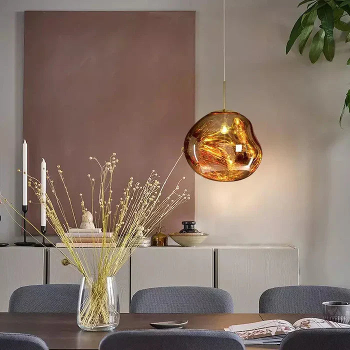 Designer-Pendelleuchte mit geschmolzener Kugelform