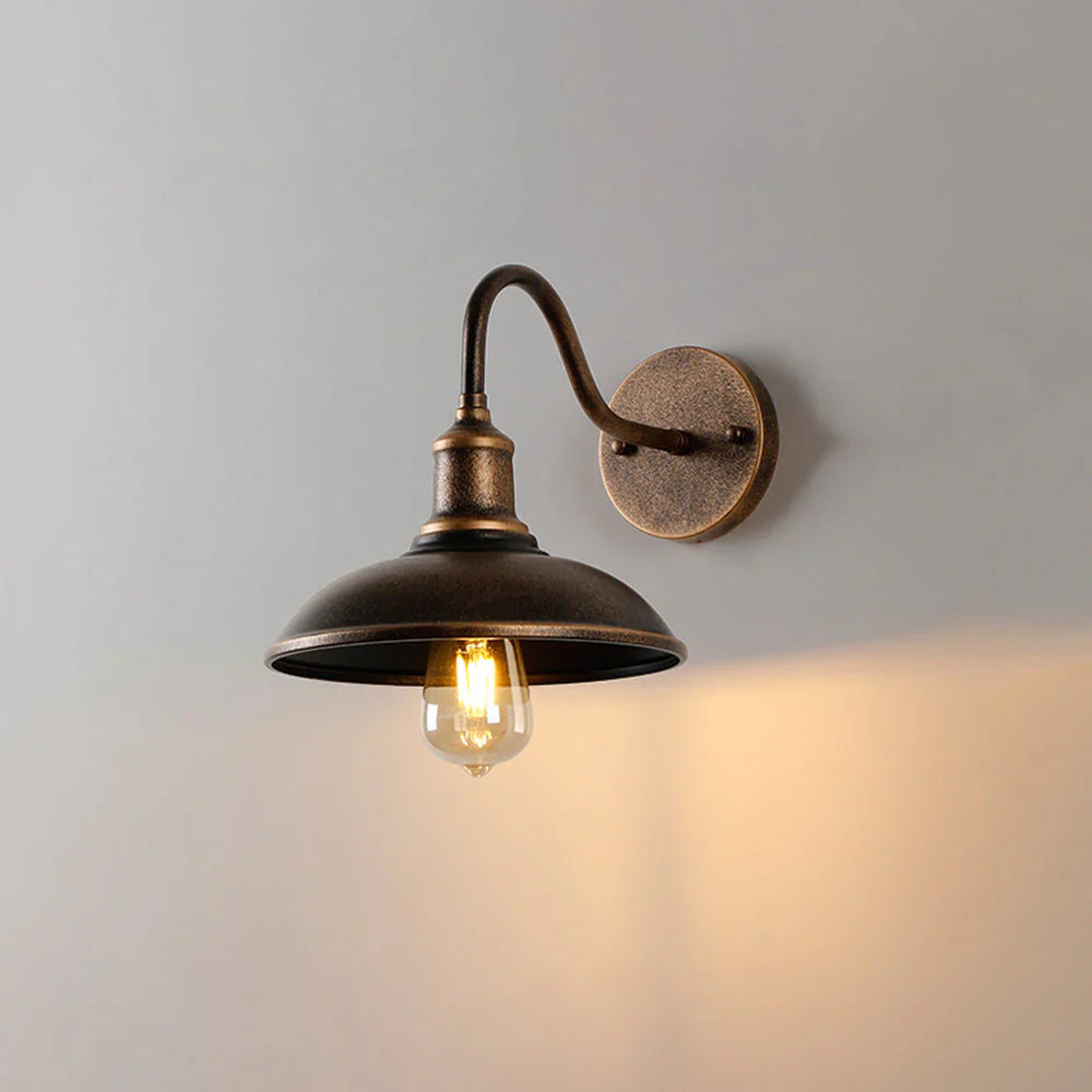 Industrielle Retro-Wandleuchte im Vintage-Stil