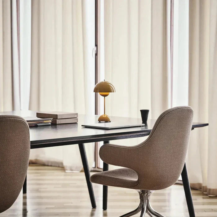 Kabellose Tischlampe mit minimalistischem Design