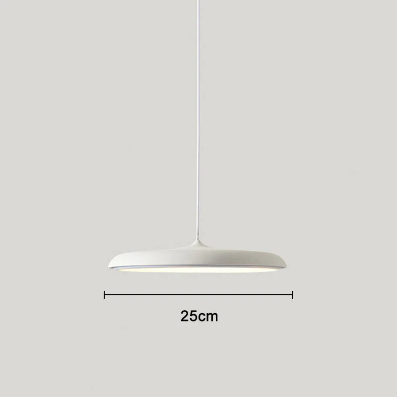Moderne LED-Pendelleuchte mit ultraflachem Schirm – Designerleuchte für Wohn- oder Esszimmer