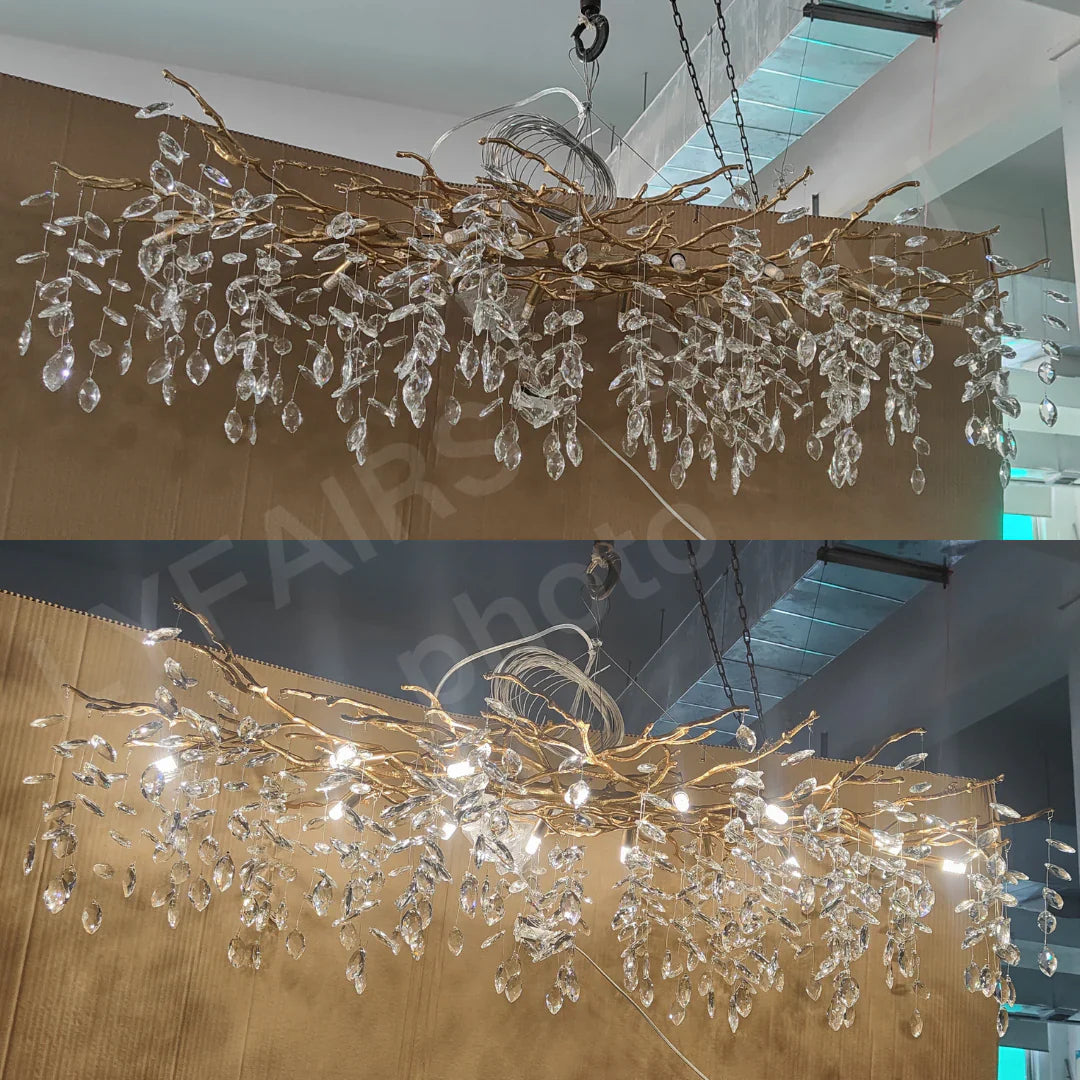 Kronleuchter mit Kristallblättern – elegantes Astdesign