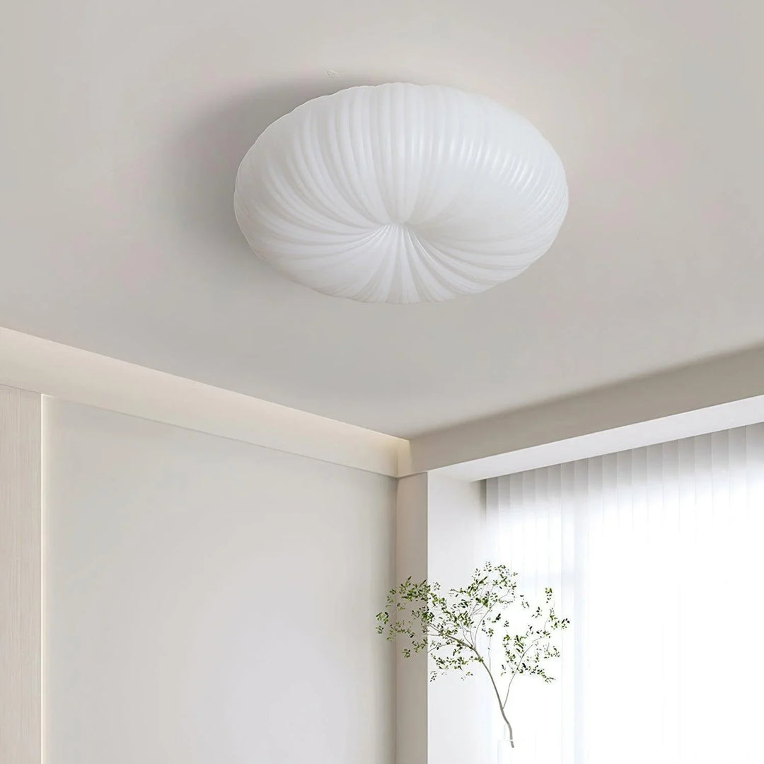 Moderne Deckenleuchte in Muschelform – Japandi-Stil