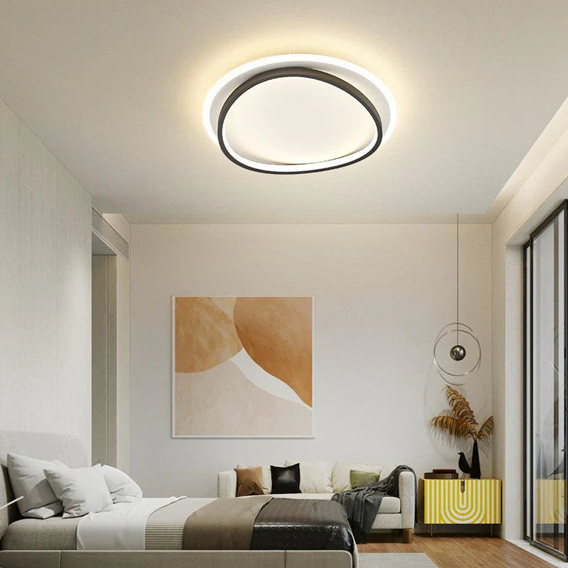 Moderne LED-Deckenleuchte im futuristischen Design