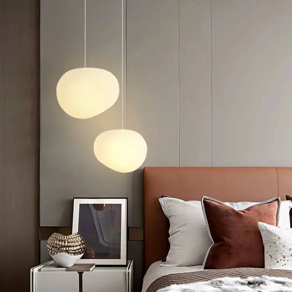 Moderne Pendelleuchte mit organischer Rundform – minimalistisches Design