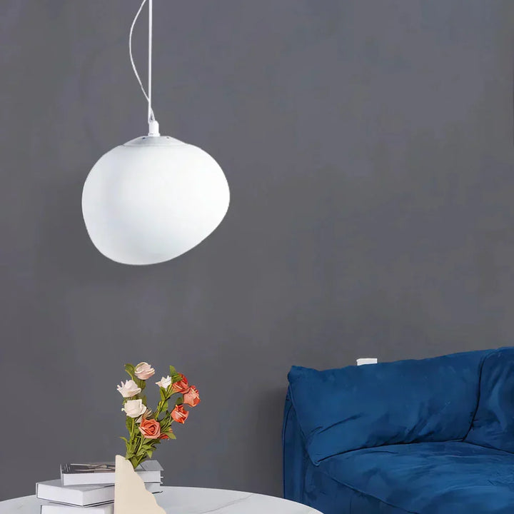 Moderne Pendelleuchte mit organischer Rundform – minimalistisches Design