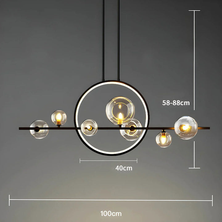 Moderne Deckenleuchte mit kugelförmigen Glasschirmen und geometrischem LED-Ring