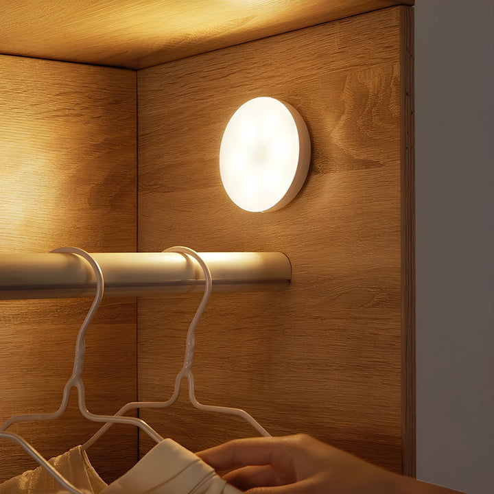 Kabellose LED-Leuchte mit Bewegungssensor und USB-Ladeanschluss