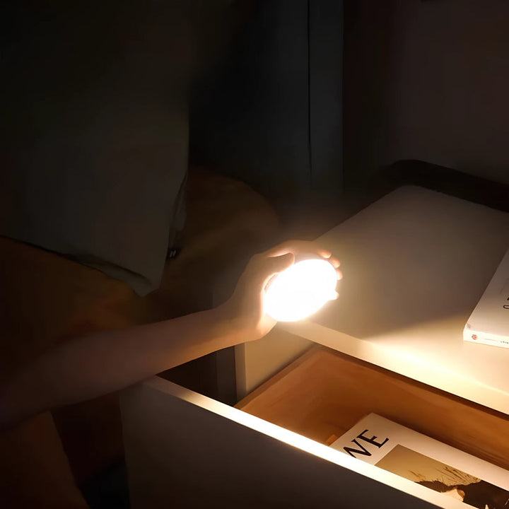 Kabellose LED-Leuchte mit Bewegungssensor und USB-Ladeanschluss