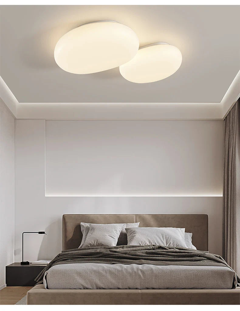 LED-Deckenleuchte in Wolkenform