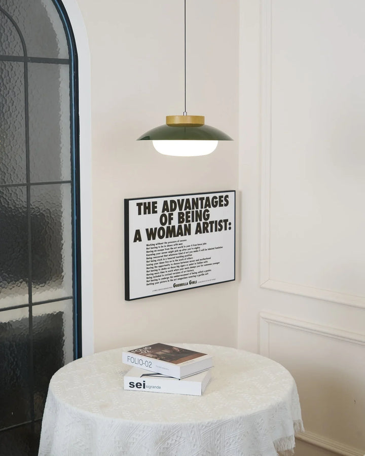 Moderne Glas-Pendelleuchte mit Holzakzent – Minimalistisches Design