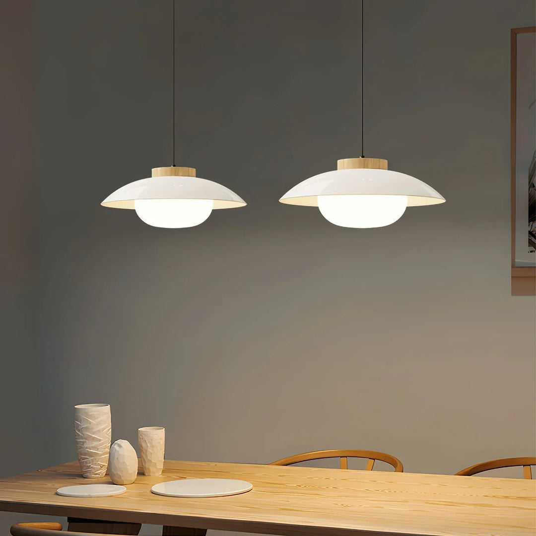 Moderne Glas-Pendelleuchte mit Holzakzent – Minimalistisches Design